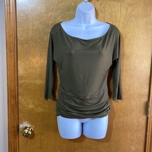 Venus size XS ruched waisted knit top. 3/4 length sleeves. NWOT.